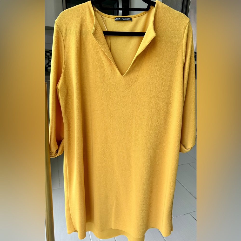 Zara Golden Yellow/mustard long sleeved dress size Large